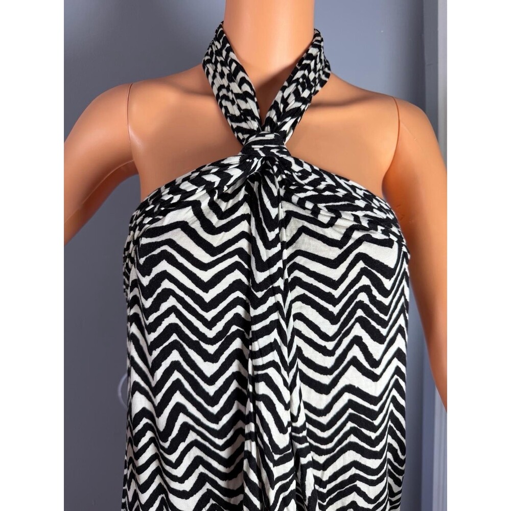 NWT Guess By Marciano Halter Top XS Black White Chevron Zig Zag Stretch Blouse.